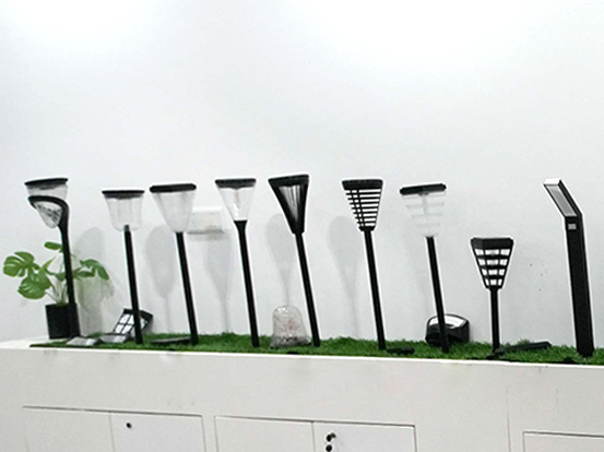 Solar ground socket lamp